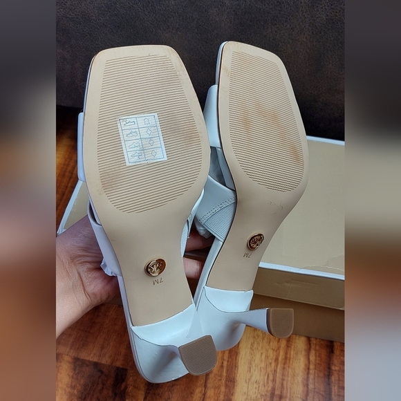 Michael Kors White Clara Mule Leather Size 7 - Picture 5 of 9